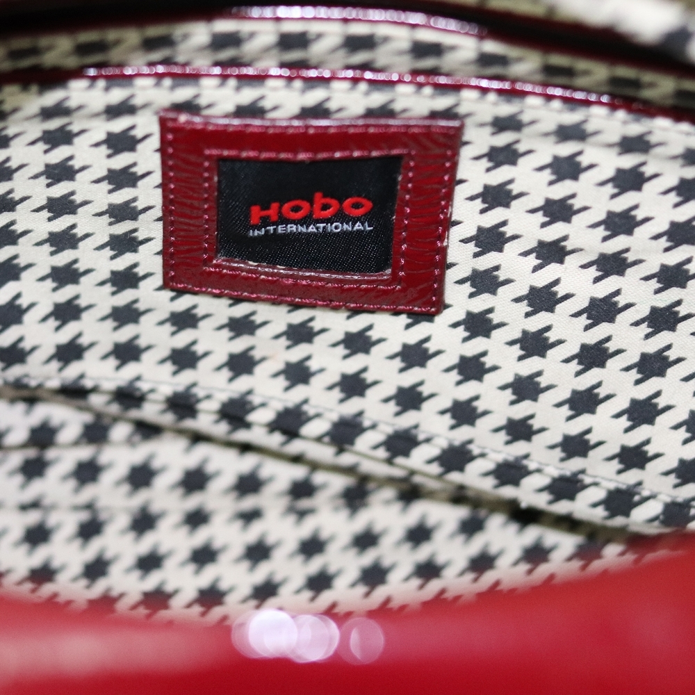 Purse - Picture 2 of 2